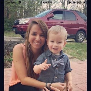 Meet your Posher, Nicole